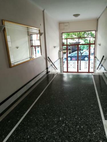 Modern Apartment In Piraeus