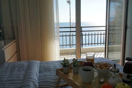 Seaview Apartment
