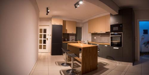Apartamento It Is A Pleasant, Modern, Functional House!