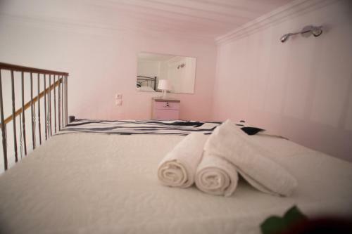 Aimou Studios & Apartments Piraeus