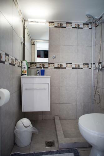 Aimou Studios & Apartments Piraeus