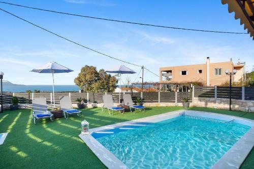Nikos Dimitra Luxury Home