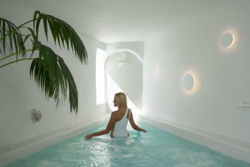 Villa Bliss Mansion With Sunset View & Swimming Pool