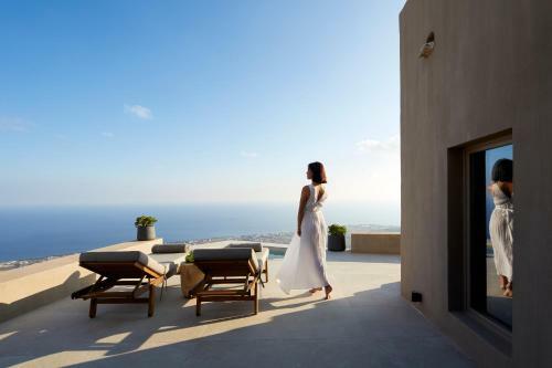Villa Santorini Sky, The Lodge