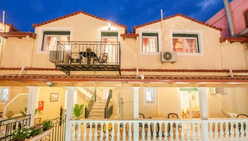 Andretina Apartments