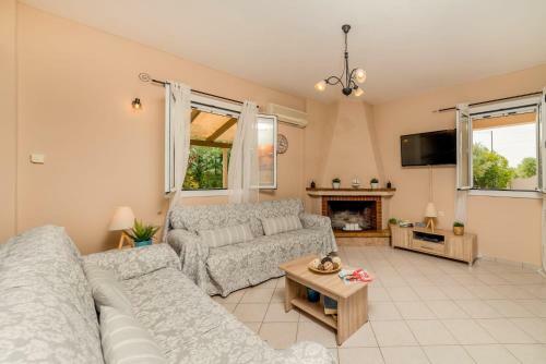 Zante Lux Villa - Private Heated Pool & Garden