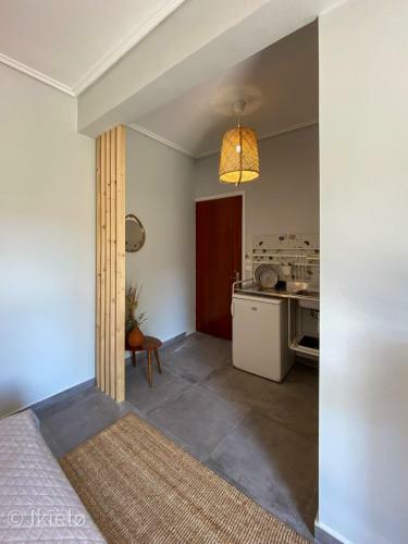 Hostal Theros Lux Apts.