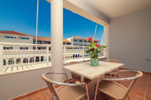 Avouris 2 Bedroom Apartments