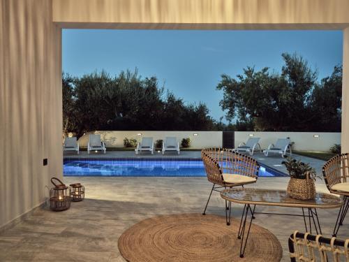 Kapodistria Luxury Villa