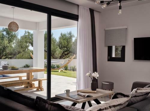 Kapodistria Luxury Villa
