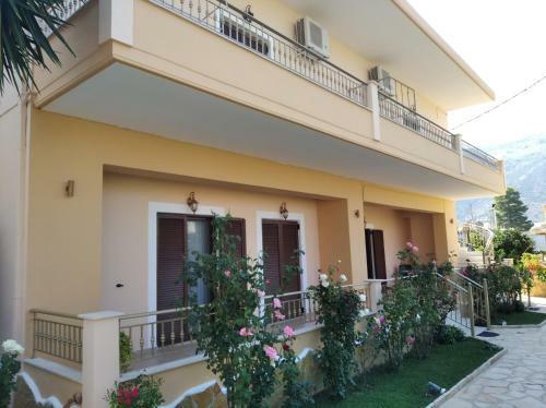 Tagas Apartments
