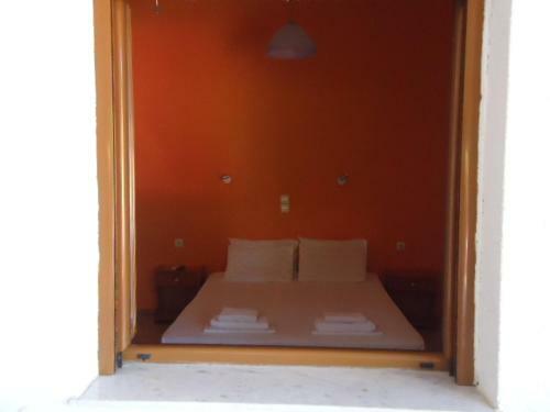Hostal Almini2 Apartments