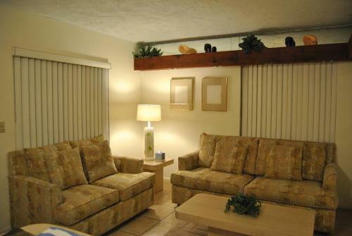 Hotel Sand Dune Shores