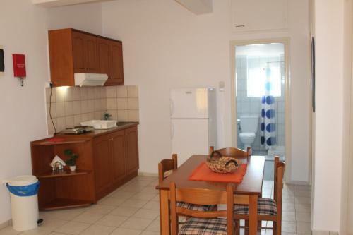 Rosmaris Apartments