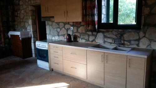 The Stone House-zacharatos Nikolaos
