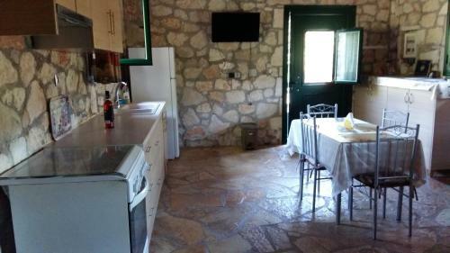 The Stone House-zacharatos Nikolaos