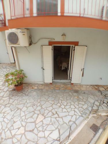 Poros Apartment