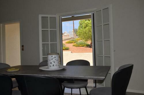 Melivia Villa