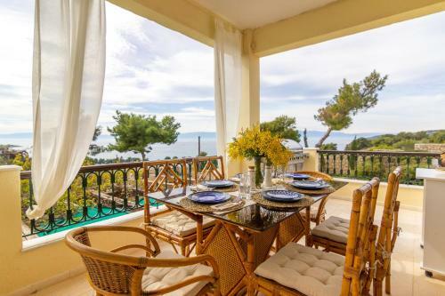 House With Amazing Ocean View And Patio - Pool