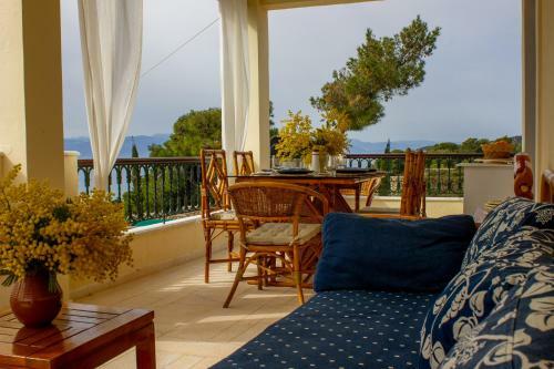 House With Amazing Ocean View And Patio - Pool
