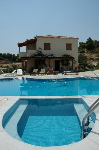 Villa Phoenix, Porto Heli