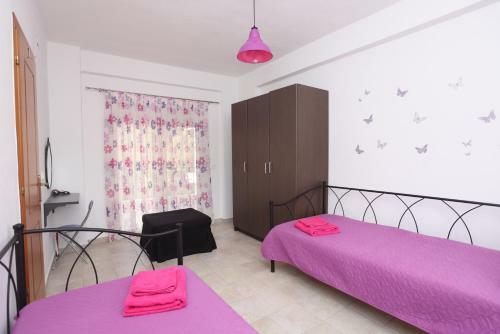 Luxury Villas Polychrono