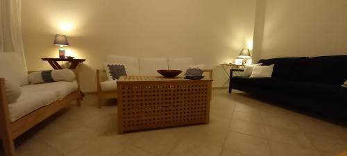 Lovely Maisonette Right In Front Of The Sea