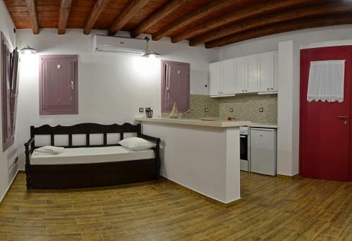 Nicolas House