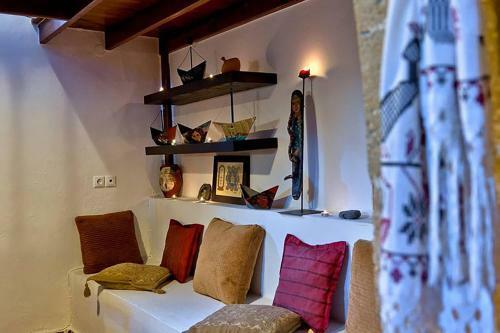 Traditional Cretan Stone House /2