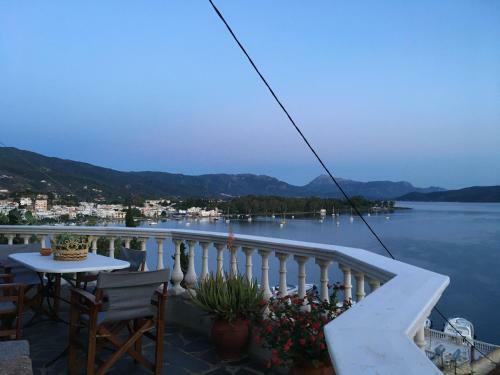 Apartamento Kasteli Suite
