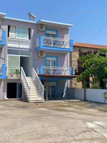 Apartamento Theodora?s Studios 2