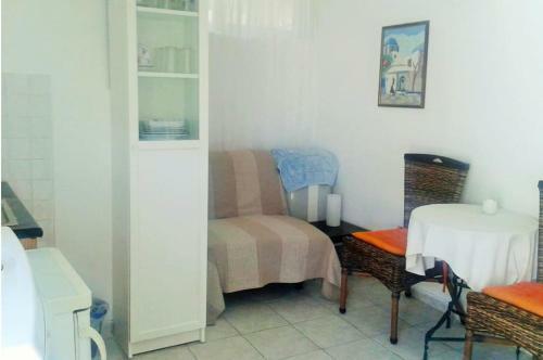 Central Town Studio On Poros