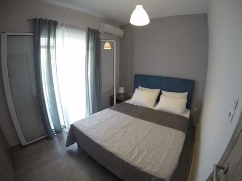 Nikos Psathaki Apartment 2