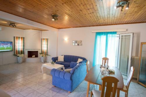 Aelia Apartment