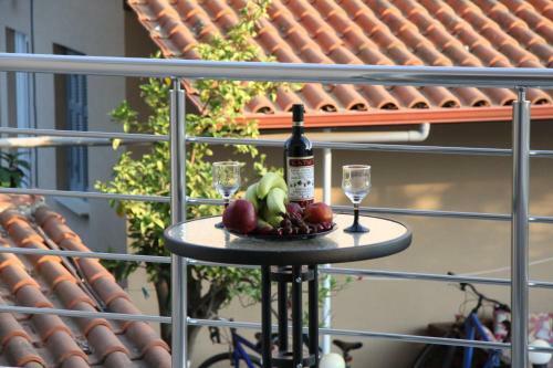 Nikitas Apartments 2