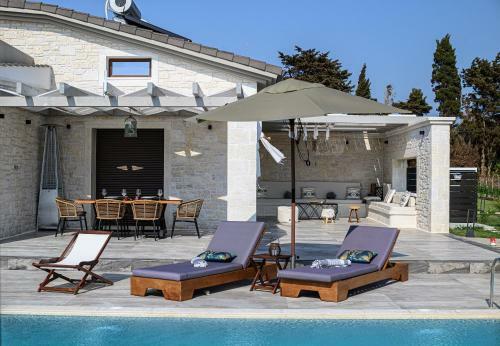 Villa Theluxuryvillas