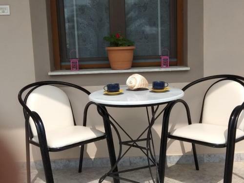 Vakis Apartments