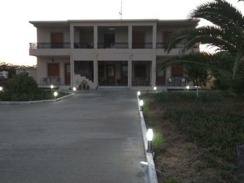 Vakis Apartments