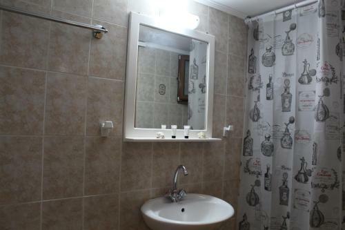Vakis Apartments 2