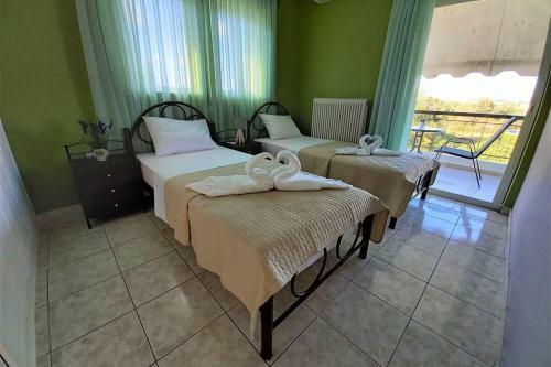 Renovated Apartment In Pantokratoras Beach