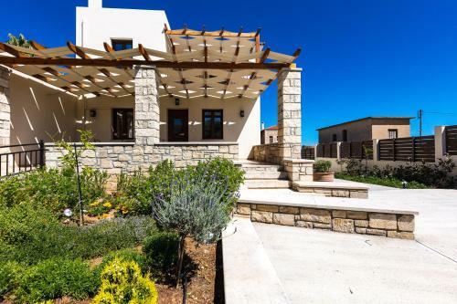 Villa Roustika 4 Seasons