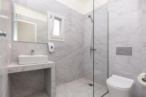 Hotel Aqua Luxury Suites