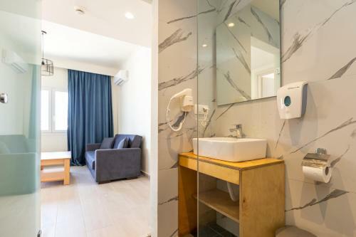 Hotel Aqua Luxury Suites