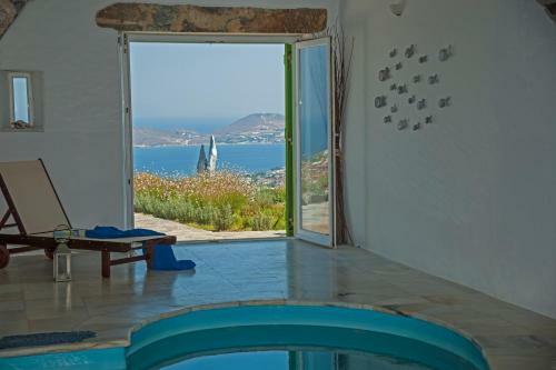 Villa Aeolos With 2 Private Pools