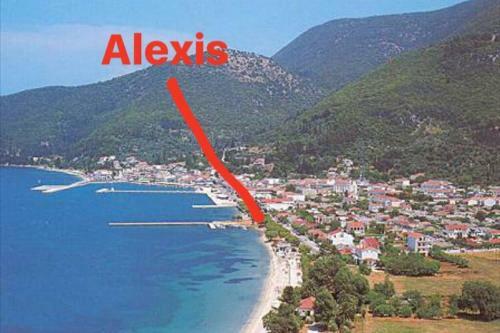 Alexi?s Apartment. 1 Minute Walk To The Beach.