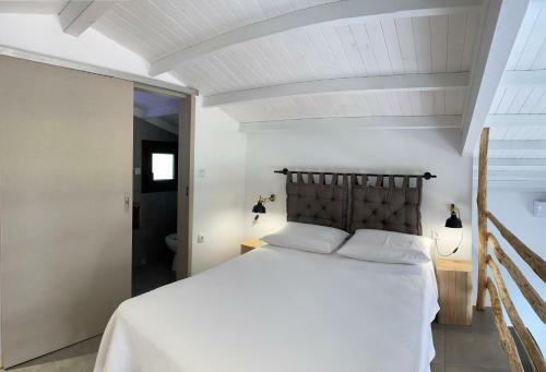 Thespis Villa 2