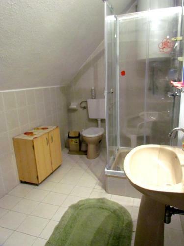 Bed & Breakfast Leander Vendeghaz
