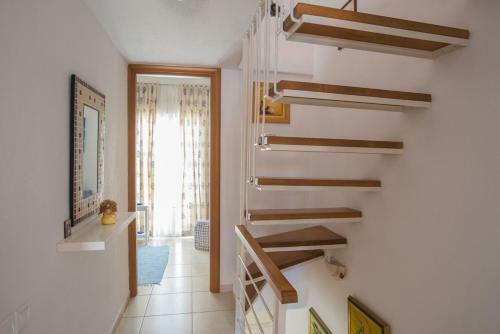 Quintessence Villas Neakitos
