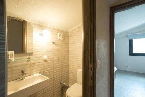 Quintessence Level Suites