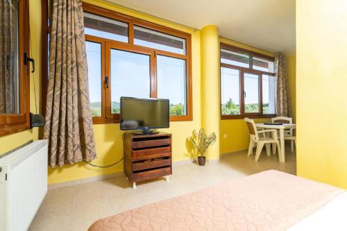Apartamento F & B Summer Collection - Kassandra - Fourka